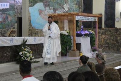 Nem a Chuva atrapalhou a FÃ© dos filhos de Nossa Senhora, que lotaram o SantuÃ¡rio para o Ãºltimo dia da Novena da Padroeira