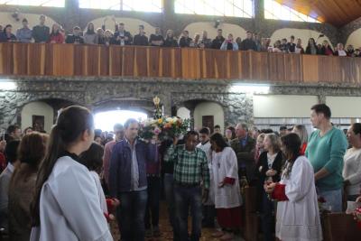Missa Solene de Aparecida em Laranjeiras do Sul (12/10) teve a participaÃ§Ã£o da RÃ¡dio da FamÃ­lia