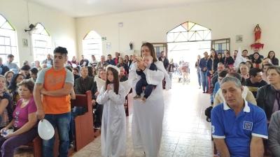 Em Rio Novo, na Missa Solene teve coroaÃ§Ã£o da Imagem de N.Sra. Aparecida