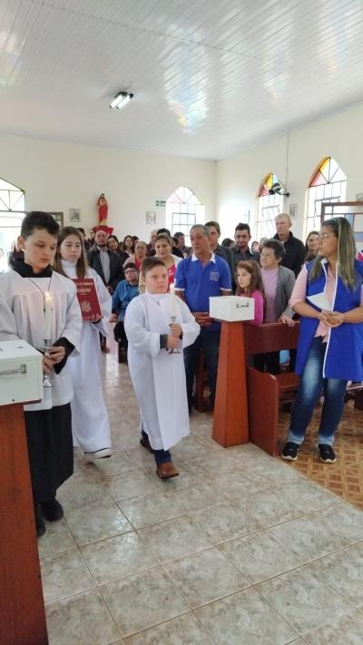 Em Rio Novo, na Missa Solene teve coroaÃ§Ã£o da Imagem de N.Sra. Aparecida