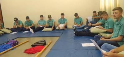 Jovens da Coprossel realizam viagem para participar de treinamento com foco na cooperaÃ§Ã£o 