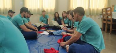 Jovens da Coprossel realizam viagem para participar de treinamento com foco na cooperaÃ§Ã£o 