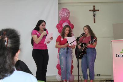 Evento Outubro Rosa Coprossel demonstra forÃ§a, importÃ¢ncia e superaÃ§Ã£o da mulher 