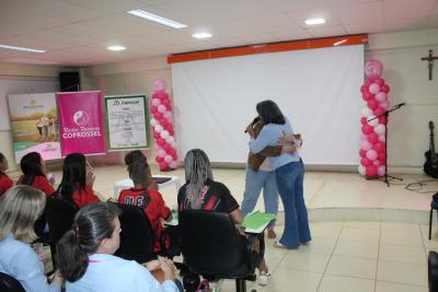 Evento Outubro Rosa Coprossel demonstra forÃ§a, importÃ¢ncia e superaÃ§Ã£o da mulher 