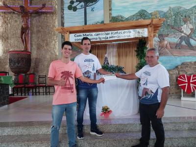 Aconteceu neste domingo (23) a entrega dos prÃªmios da 37Âª Festa em louvor a Nossa Senhora Aparecida de Laranjeiras do Sul