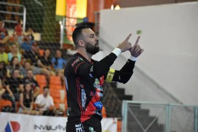 Operário Laranjeiras Goleia o Marreco e Avança para as semifinais da Copa Paraná de Futsal