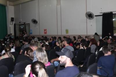 ColÃ©gio Laranjeiras realizou a Semana da Literatura