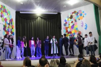 ColÃ©gio Laranjeiras realizou a Semana da Literatura