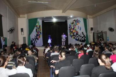 ColÃ©gio Laranjeiras realizou a Semana da Literatura