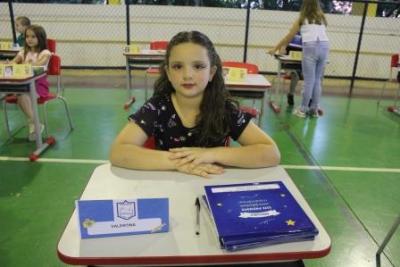 Noite de AutÃ³grafos dos alunos do Jardim 2 da Escola AluÃ­sio Maier foi um verdadeiro sucesso