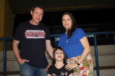 Noite de AutÃ³grafos dos alunos do Jardim 2 da Escola AluÃ­sio Maier foi um verdadeiro sucesso