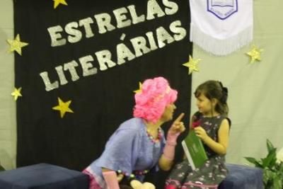 Noite de AutÃ³grafos dos alunos do Jardim 2 da Escola AluÃ­sio Maier foi um verdadeiro sucesso
