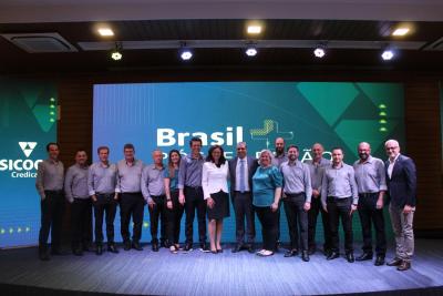 Evento do Sicoob Credicapital debateu cenÃ¡rio econÃ´mico do Brasil pÃ³s-eleiÃ§Ã£o 