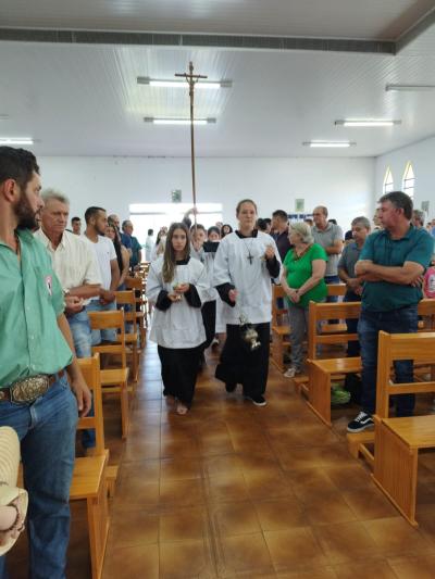 Missa Solene em louvor a Imaculada ConceiÃ§Ã£o em Porto Barreiro teve coroaÃ§Ã£o a Nossa Senhora