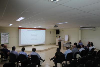 Coprossel e Sebrae apresentam projeto pioneiro no Brasil Ã  cooperativa Cooperja
