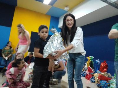 Centro da Juventude de Laranjeiras do Sul realizou a Campanha FaÃ§a uma CrianÃ§a Feliz neste Natal