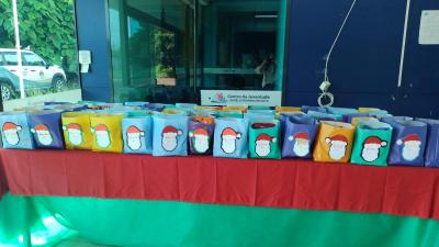 Centro da Juventude de Laranjeiras do Sul realizou a Campanha FaÃ§a uma CrianÃ§a Feliz neste Natal