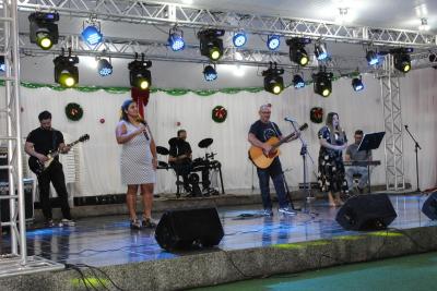 CelebraÃ§Ã£o de Natal contou com Culto nesta quinta-feira (22/12) na PraÃ§a Nogueira do Amaral