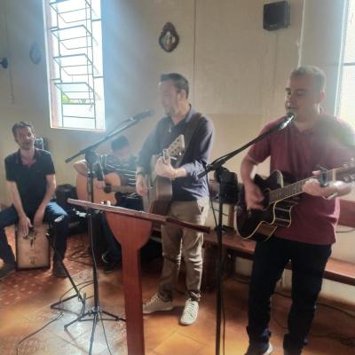 Festa em louvor a SÃ£o SebastiÃ£o em Campo do Bugre reuniu Centenas de FiÃ©is