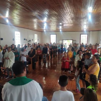 Festa em louvor a SÃ£o SebastiÃ£o em Campo do Bugre reuniu Centenas de FiÃ©is