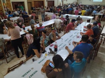 PrÃ©-assembleia da Coprossel reÃºne cooperados em Virmond 