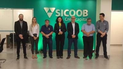 Sicoob Credicapital reinaugura agÃªncia em novo endereÃ§o em Rio Bonito do IguaÃ§u 