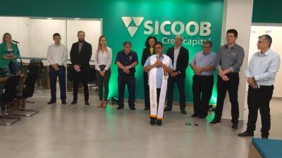 Sicoob Credicapital reinaugura agÃªncia em novo endereÃ§o em Rio Bonito do IguaÃ§u 