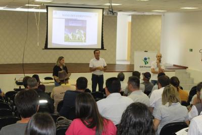 SEAB, ADAPAR e IDR abordam em palestra, temas sobre Influenza AviÃ¡ria e Raiva Bovina