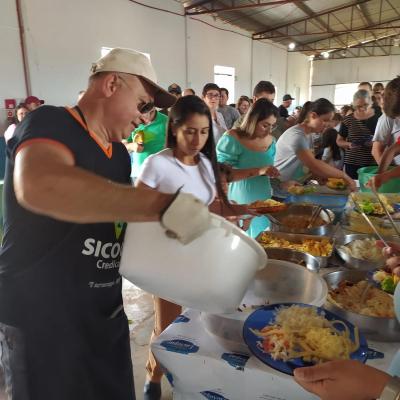 Macarronada da Capela SÃ£o Pedro Cidade foi sucesso de comercializaÃ§Ã£o