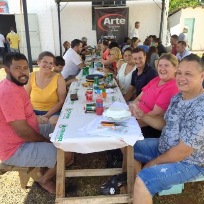 Macarronada da Capela SÃ£o Pedro Cidade foi sucesso de comercializaÃ§Ã£o