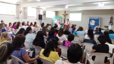 ParÃ³quia SantÂ´Ana realizou capacitaÃ§Ã£o para as catequistas