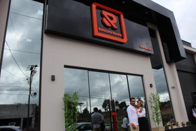 VIDRAÃ‡ARIA ROSARIO reinaugura nova sede em Laranjeiras do Sul 