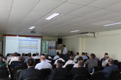COPROSSEL E SICREDI GRANDES LAGOS PR/SP sediam reuniÃ£o de cooperativas do Sudoeste do PR
