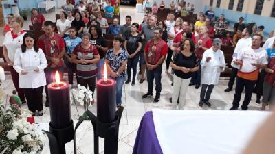 2Âº dia do TrÃ­duo em Louvou a SÃ£o JosÃ© no Bairro Cristo Rei reuniu dezenas de fiÃ©is