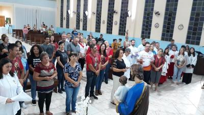 2Âº dia do TrÃ­duo em Louvou a SÃ£o JosÃ© no Bairro Cristo Rei reuniu dezenas de fiÃ©is