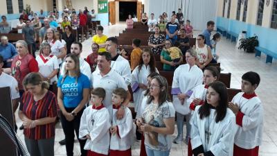 2Âº dia do TrÃ­duo em Louvou a SÃ£o JosÃ© no Bairro Cristo Rei reuniu dezenas de fiÃ©is