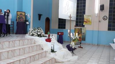 2Âº dia do TrÃ­duo em Louvou a SÃ£o JosÃ© no Bairro Cristo Rei reuniu dezenas de fiÃ©is