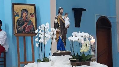 Comunidade Perpétuo Socorro celebrou o padroeiro São José no final de semana com Missa Solene e noite da partilha