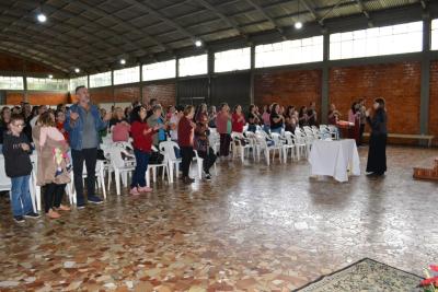 LS: Centenas de fiÃ©is participaram da Festa da Divina MisericÃ³rdia neste final de semana