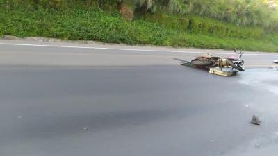 Motociclista morre apÃ³s colisÃ£o entre carro e moto na BR 277