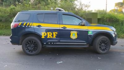 Motociclista morre apÃ³s colisÃ£o entre carro e moto na BR 277