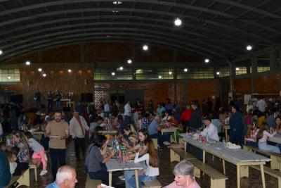 LS: Comunidade do Jardim Panorama celebrou o padroeiro SÃ£o Marcos com AlmoÃ§o neste Domingo (23)