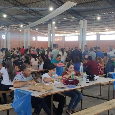 LS: Costelada do Rotary reÃºne centenas de pessoas para comemorar o Dia do Trabalhador