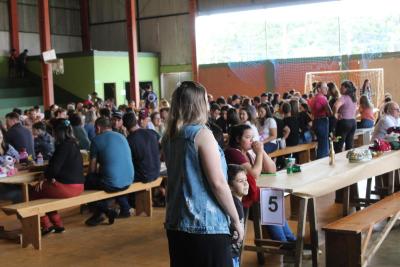 AlmoÃ§o na comunidade Passo Liso reuniu comunidade em Prol Escola Raquel de Queiroz 