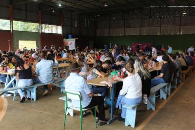 AlmoÃ§o na comunidade Passo Liso reuniu comunidade em Prol Escola Raquel de Queiroz 