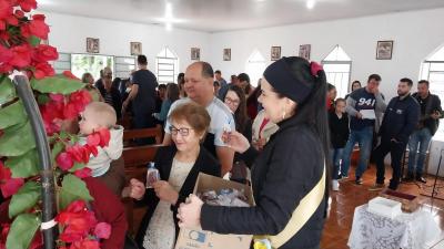 Festa em louvor a Santa Rita de CÃ¡ssia em Porto Barreiro reuniu centenas de fiÃ©is