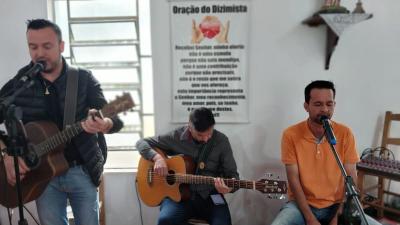 Festa em louvor a Santa Rita de CÃ¡ssia em Porto Barreiro reuniu centenas de fiÃ©is