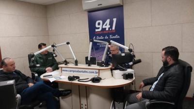 ComissÃ£o organizadora da Festa da Padroeira SantÂ´Ana visitaram a Campo Aberto FM 