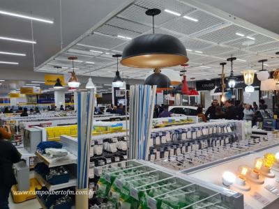 LS: Comercial IvaiporÃ£ inaugurou nesta sexta-feira