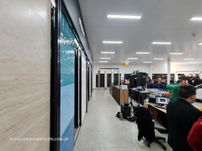 LS: Comercial IvaiporÃ£ inaugurou nesta sexta-feira